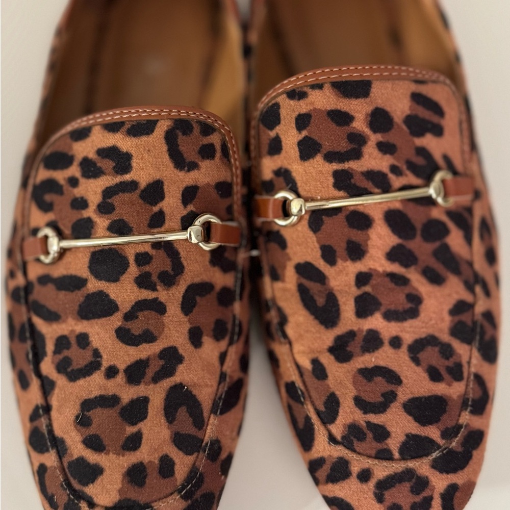 Leopard Print Women's Loafers with Gold Accent
